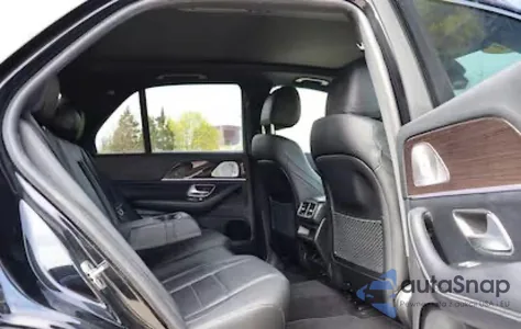 2021 Mercedes-Benz Gle 350 4Matic z USA, uszkodzony, nr VIN 4JGFB4KB4MA523XXX